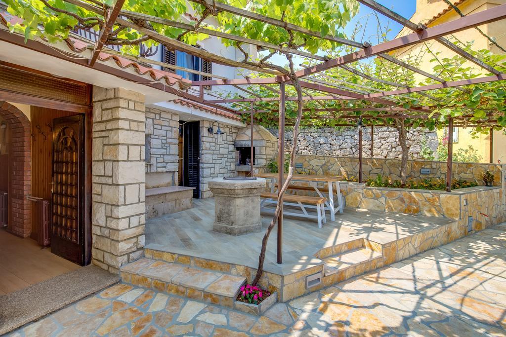 Villa House Obrs Mošćenička Draga Exterior foto